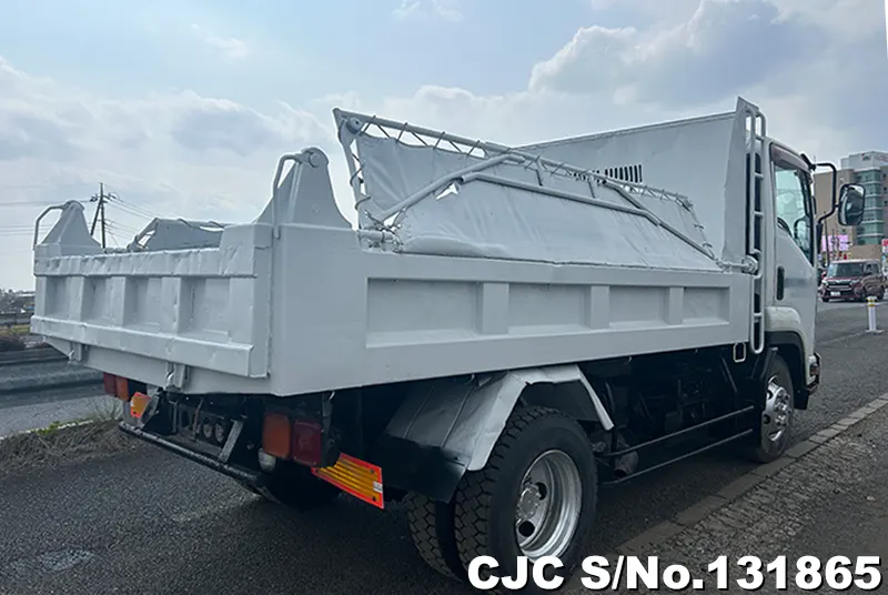 2011 Isuzu / Forward Stock No. 131865