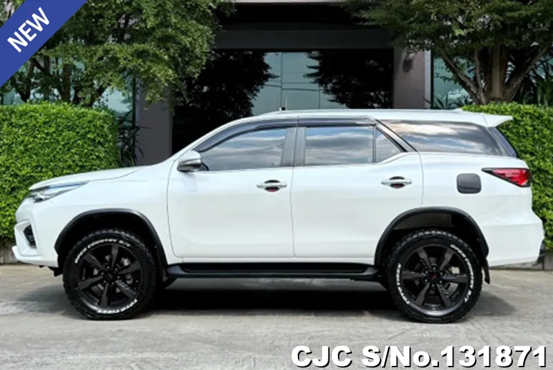 2018 Toyota / Fortuner Stock No. 131871