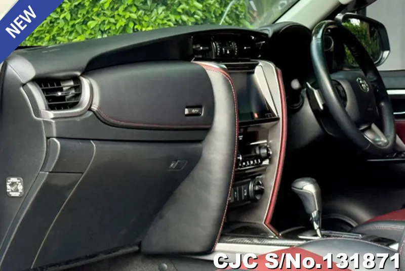 2018 Toyota / Fortuner Stock No. 131871