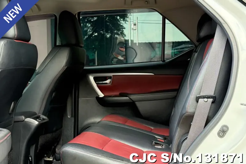 2018 Toyota / Fortuner Stock No. 131871