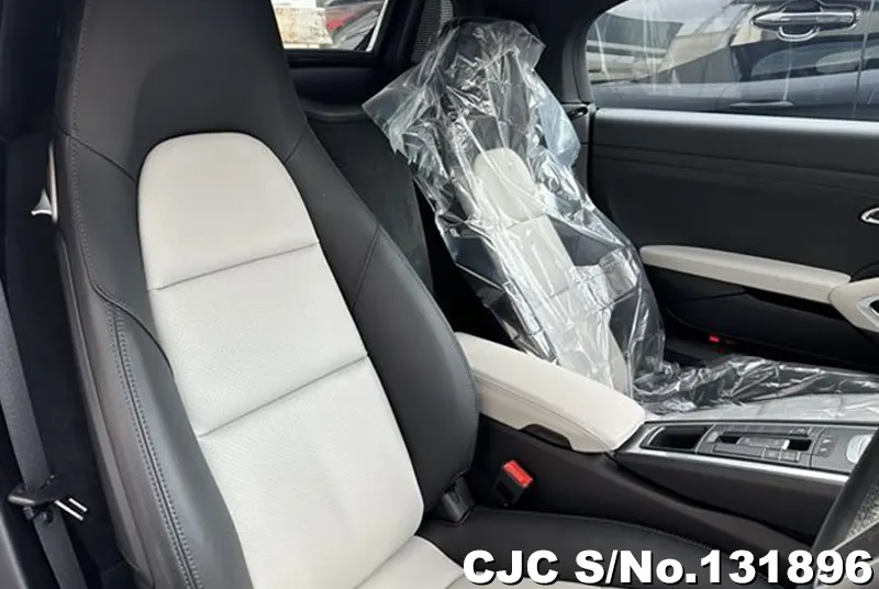 2025 Porsche / Boxster Stock No. 131896