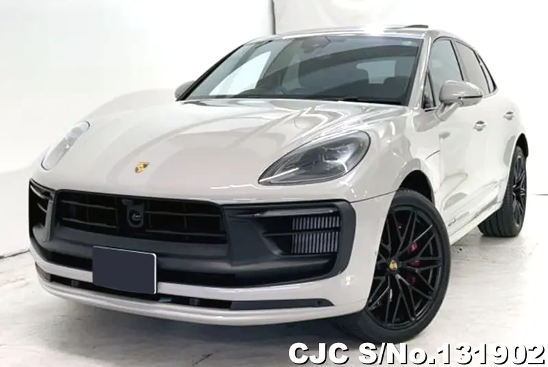 2025 Porsche / Macan Stock No. 131902
