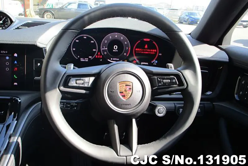 2025 Porsche / Panamera Stock No. 131905