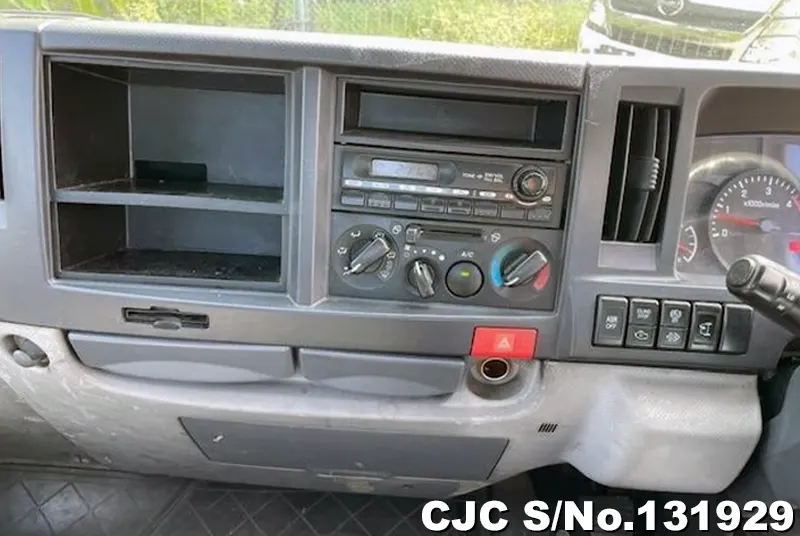 2009 Mazda / Titan Stock No. 131929