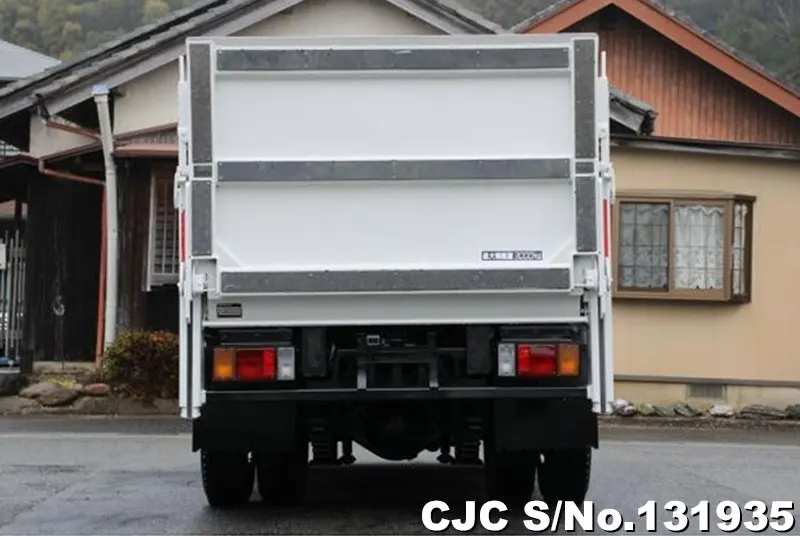 2016 Isuzu / Elf Stock No. 131935