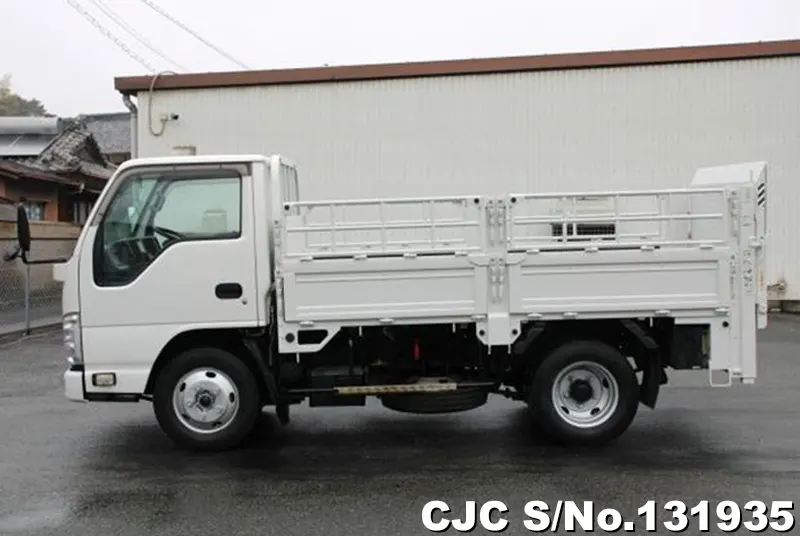 2016 Isuzu / Elf Stock No. 131935