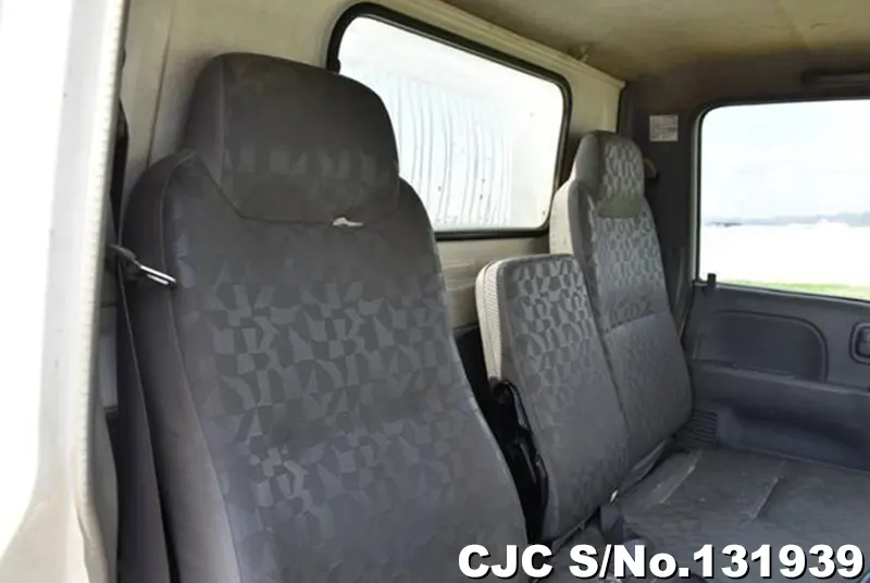 2005 Mazda / Titan Stock No. 131939