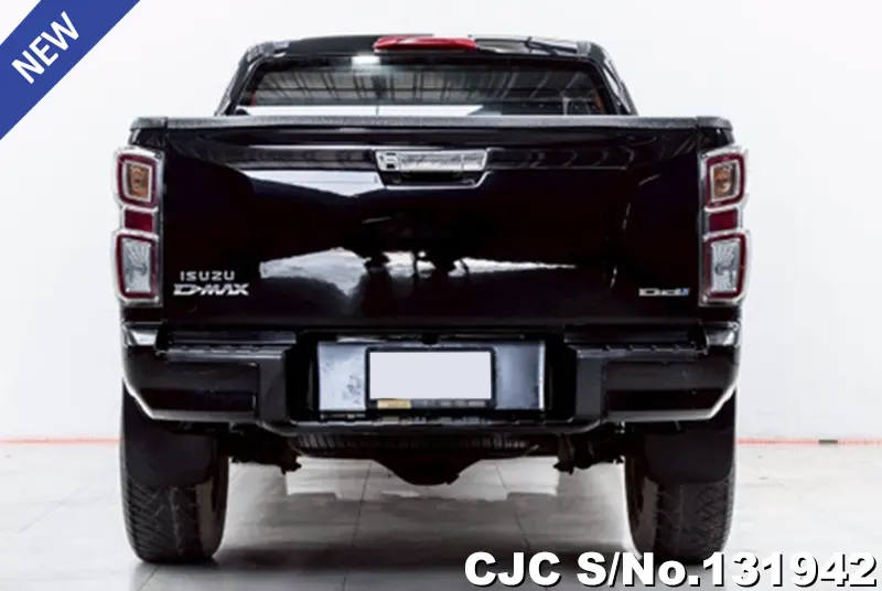 Isuzu D-Max in Black for Sale Image 4