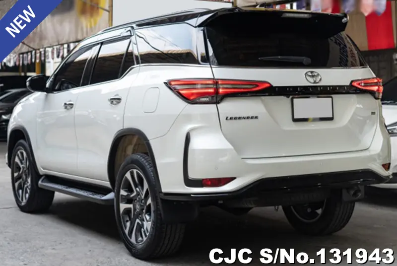 2022 Toyota / Fortuner Stock No. 131943