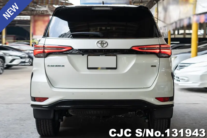 2022 Toyota / Fortuner Stock No. 131943