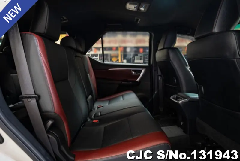 2022 Toyota / Fortuner Stock No. 131943