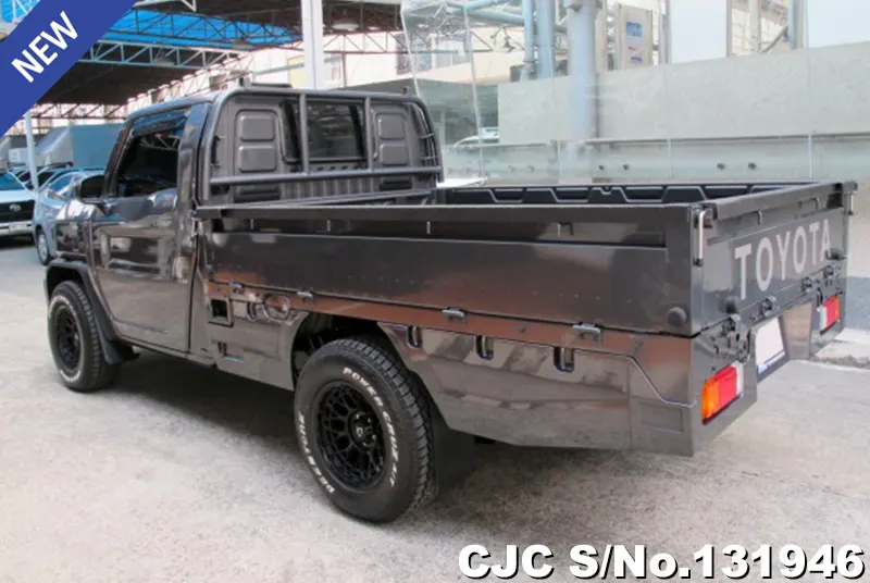 2025 Toyota / Hilux / Champ Stock No. 131946