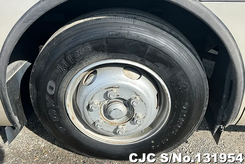 2001 Isuzu / Gala Mio Stock No. 131954