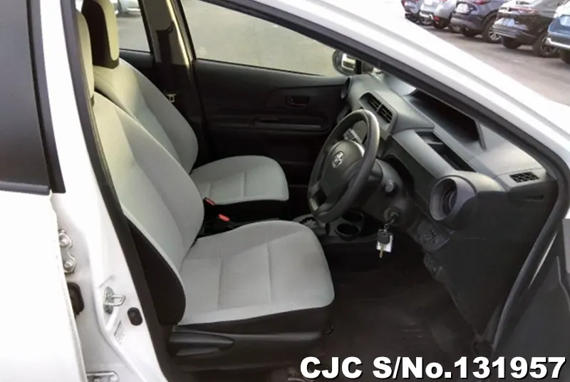 2021 Toyota / Aqua Stock No. 131957