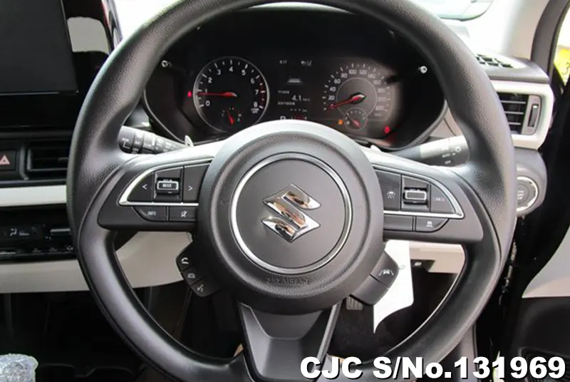 2025 Suzuki / Swift Stock No. 131969