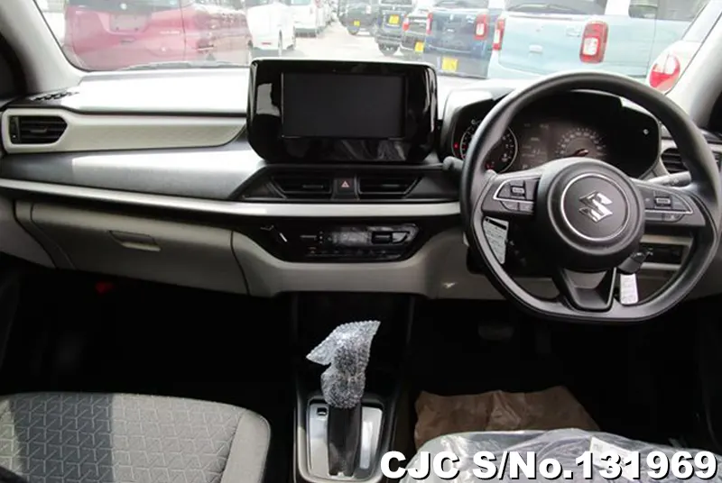 2025 Suzuki / Swift Stock No. 131969