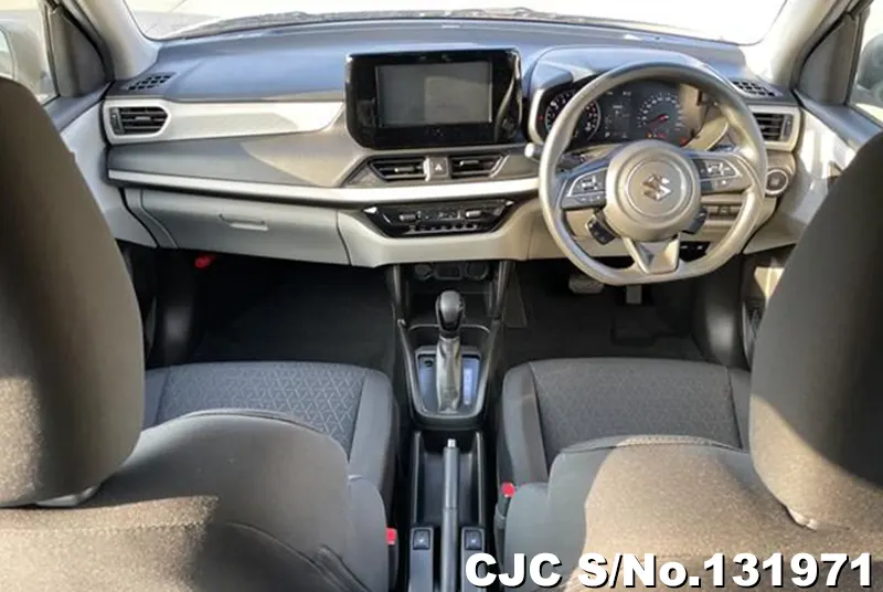 2025 Suzuki / Swift Stock No. 131971