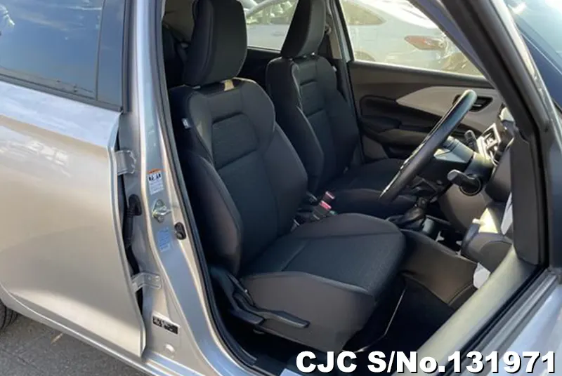 2025 Suzuki / Swift Stock No. 131971