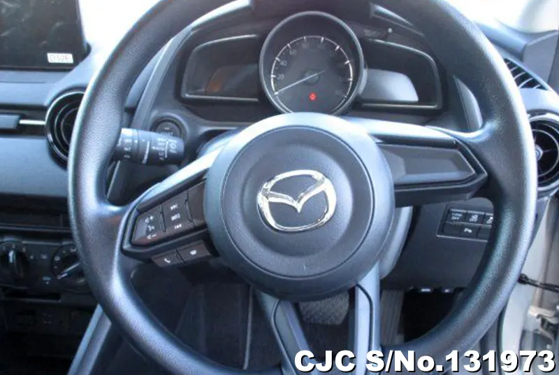 2025 Mazda / MAZDA2 Stock No. 131973