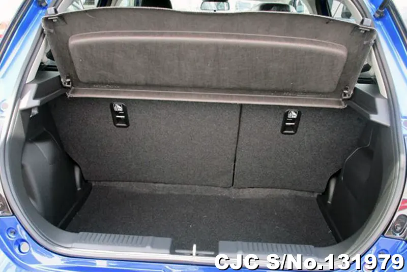 2025 Suzuki / Swift Stock No. 131979