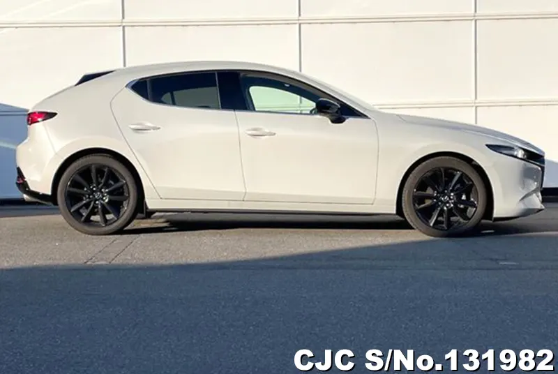 2025 Mazda / Mazda3 Stock No. 131982