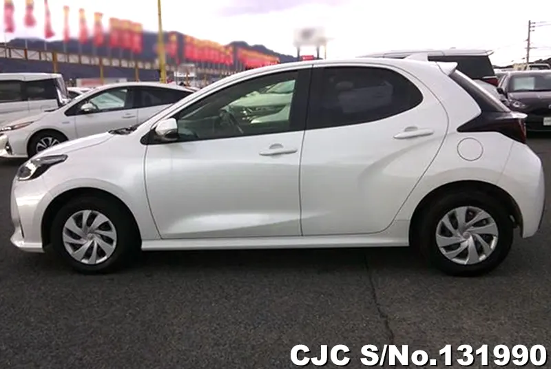 2022 Toyota / Yaris Stock No. 131990