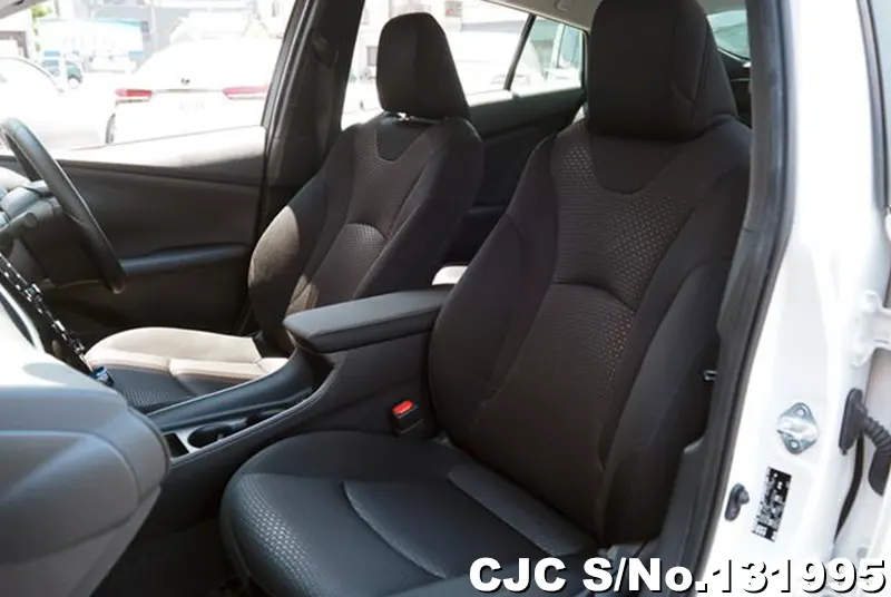 2021 Toyota / Prius Stock No. 131995