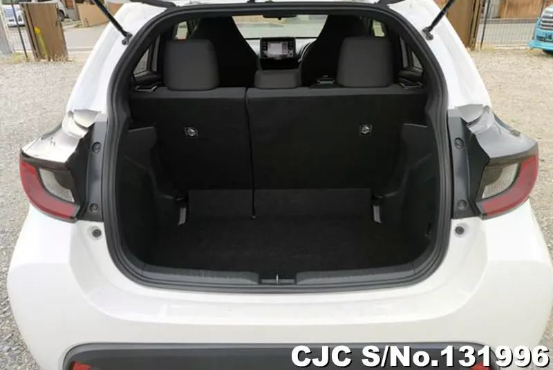 2022 Toyota / Yaris Stock No. 131996