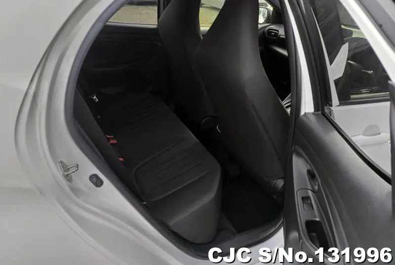 2022 Toyota / Yaris Stock No. 131996