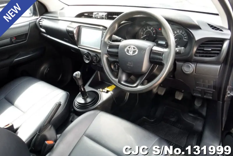 Toyota Hilux in Gray for Sale Image 4