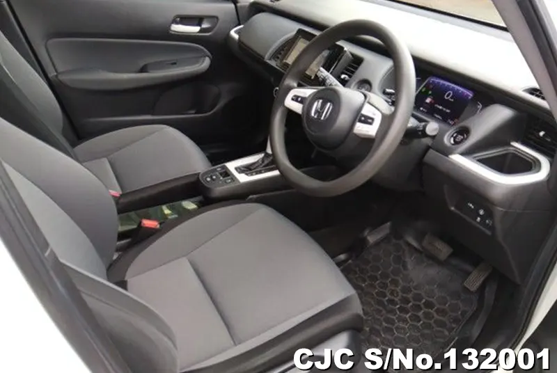 2022 Honda / Fit Stock No. 132001