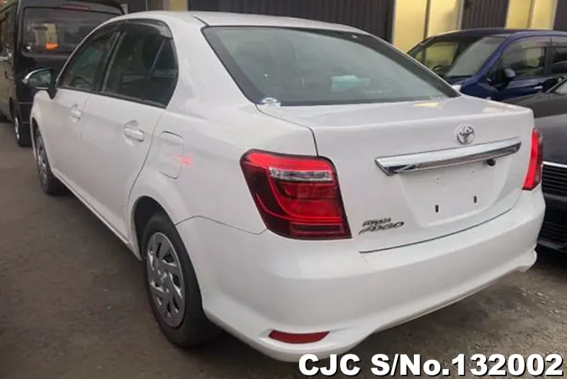 2022 Toyota / Corolla Axio Stock No. 132002