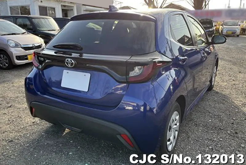 2022 Toyota / Yaris Stock No. 132013