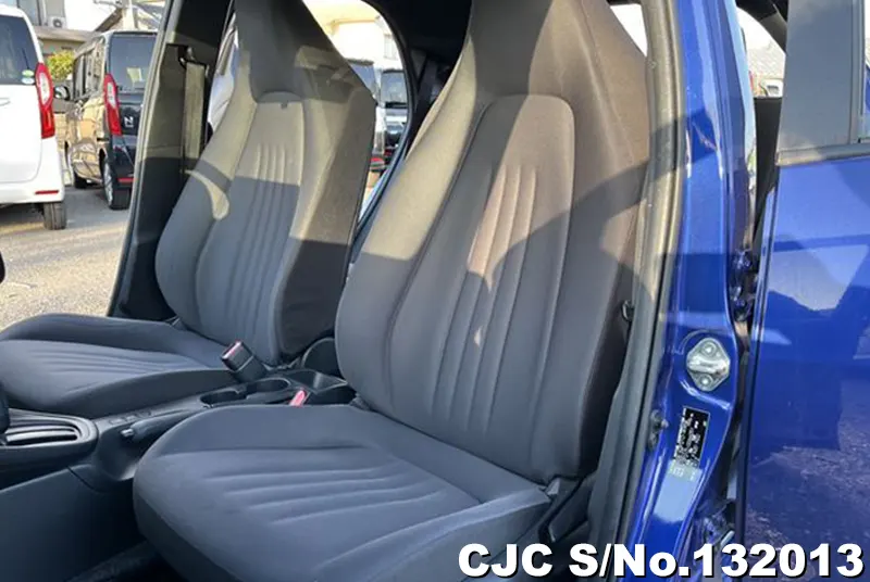 2022 Toyota / Yaris Stock No. 132013