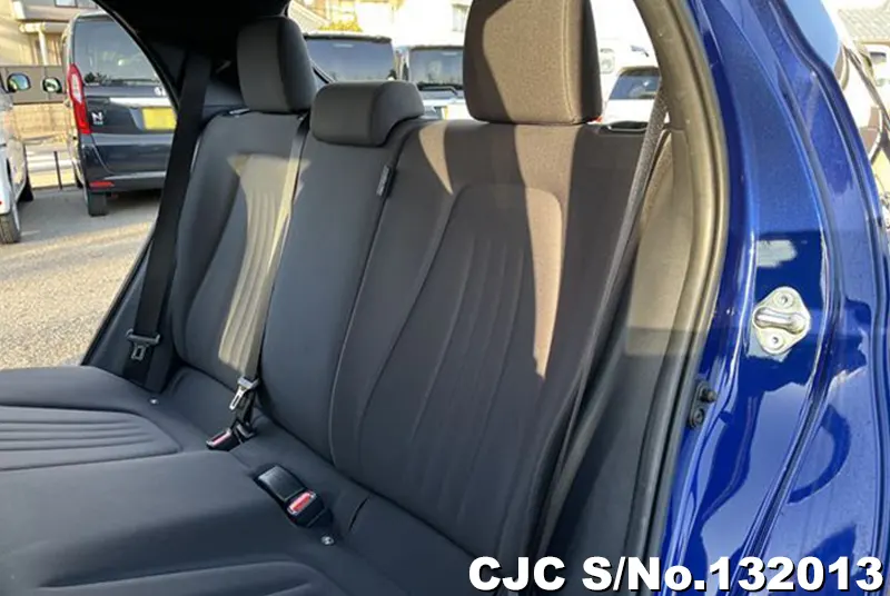 2022 Toyota / Yaris Stock No. 132013