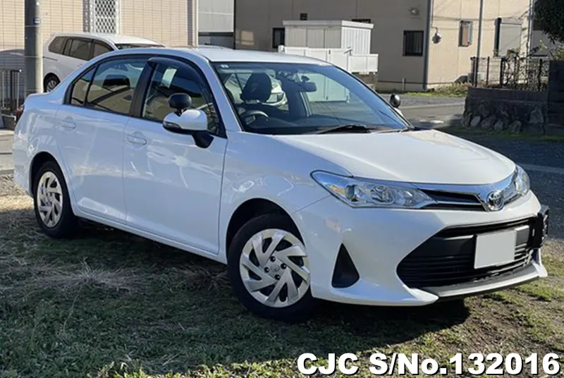2022 Toyota / Corolla Axio Stock No. 132016