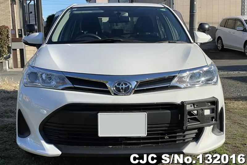2022 Toyota / Corolla Axio Stock No. 132016