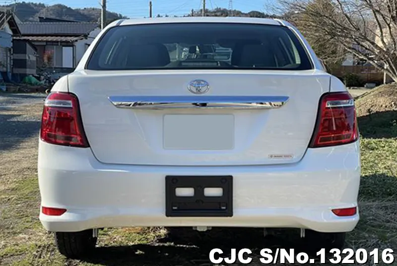 2022 Toyota / Corolla Axio Stock No. 132016