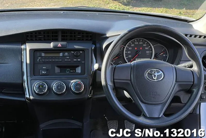 2022 Toyota / Corolla Axio Stock No. 132016