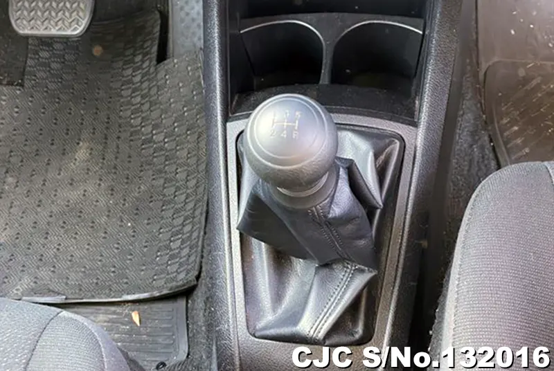 2022 Toyota / Corolla Axio Stock No. 132016