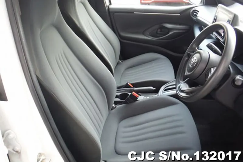 2022 Toyota / Yaris Stock No. 132017