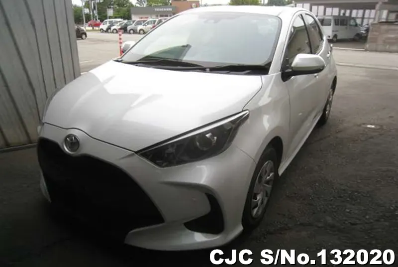 2022 Toyota / Yaris Stock No. 132020