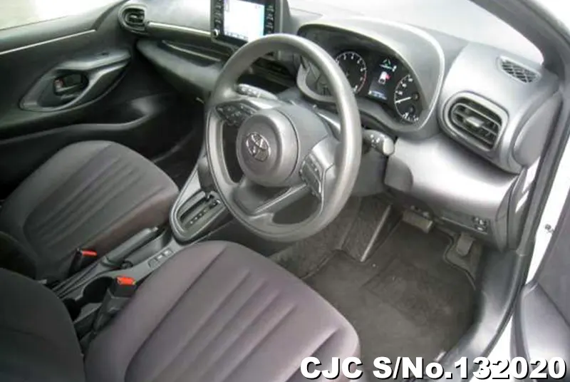 2022 Toyota / Yaris Stock No. 132020