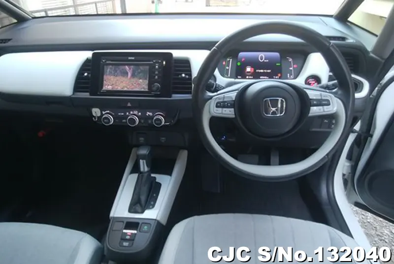 2021 Honda / Fit Stock No. 132040