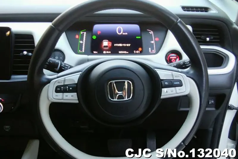 2021 Honda / Fit Stock No. 132040