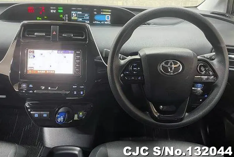 2021 Toyota / Prius Stock No. 132044