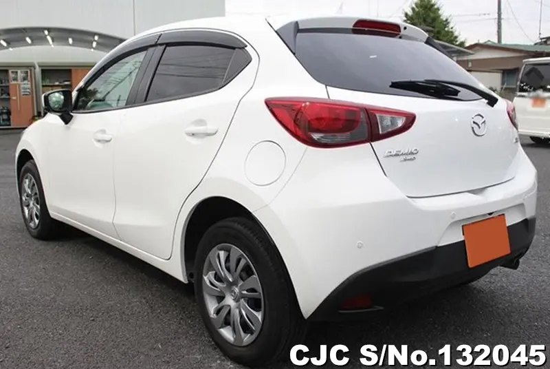 2019 Mazda / Demio Stock No. 132045