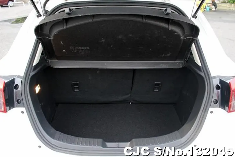 2019 Mazda / Demio Stock No. 132045