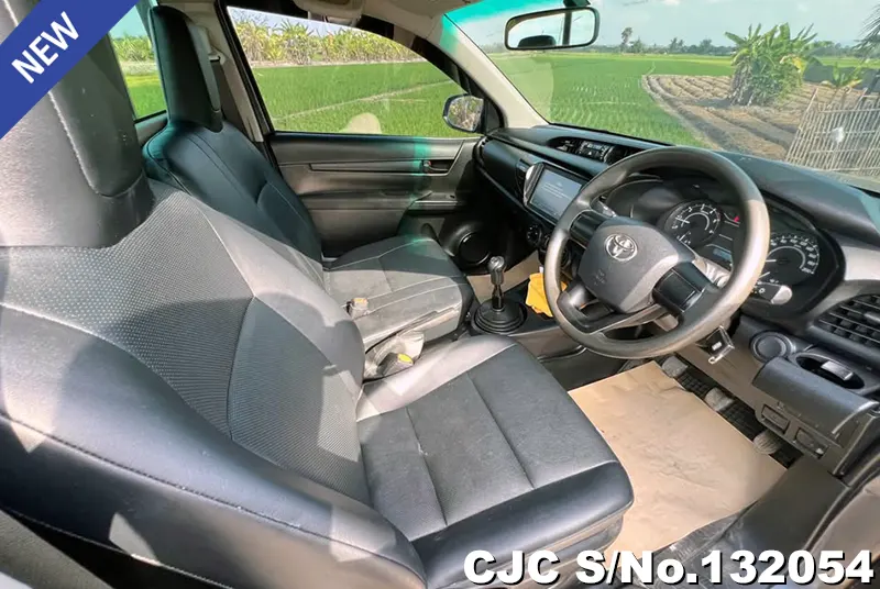 2021 Toyota / Hilux / Revo Stock No. 132054
