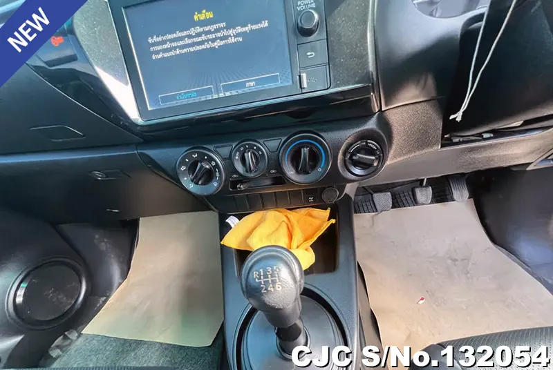 2021 Toyota / Hilux / Revo Stock No. 132054